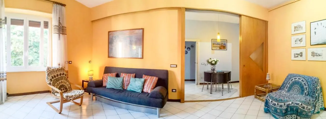La Casa Colorata Ten Minutes To Colosseum Appartement Rome